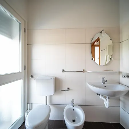 Casa La Celeste 비비오네